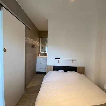 Superbe Renove A Neuf A 100m De La