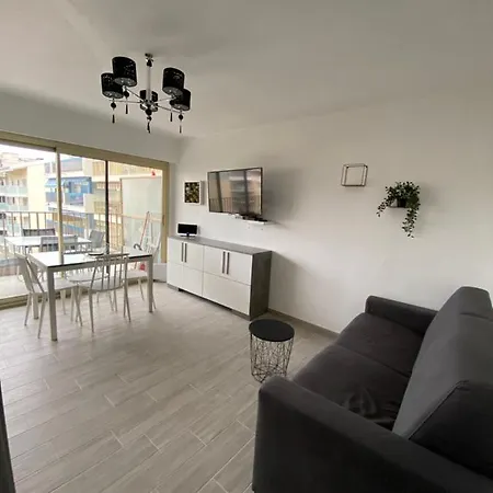 Superbe Rénové à Neuf à 100m De La Apartamento Juan-les-Pins