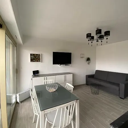 Superbe Renove A Neuf A 100m De La * Juan-les-Pins