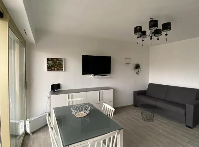 Superbe Renove A Neuf A 100m De La * Juan-les-Pins